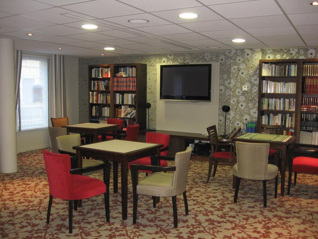 Domitys Le Parc Balsan Aparthotel Châteauroux Exterior foto