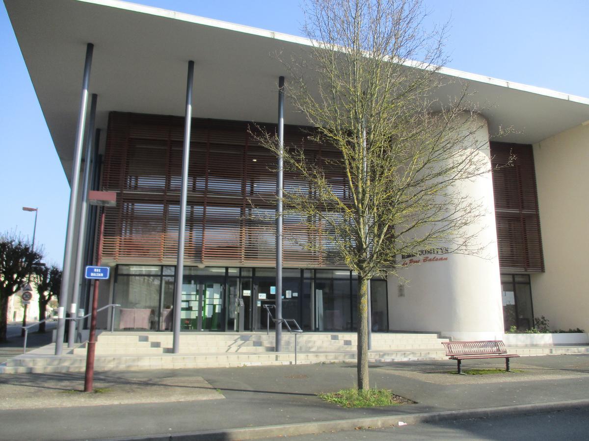 Domitys Le Parc Balsan Aparthotel Châteauroux Exterior foto